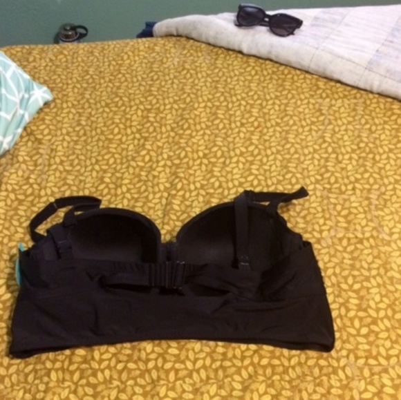Plus size Black bikini top - Picture 3 of 3